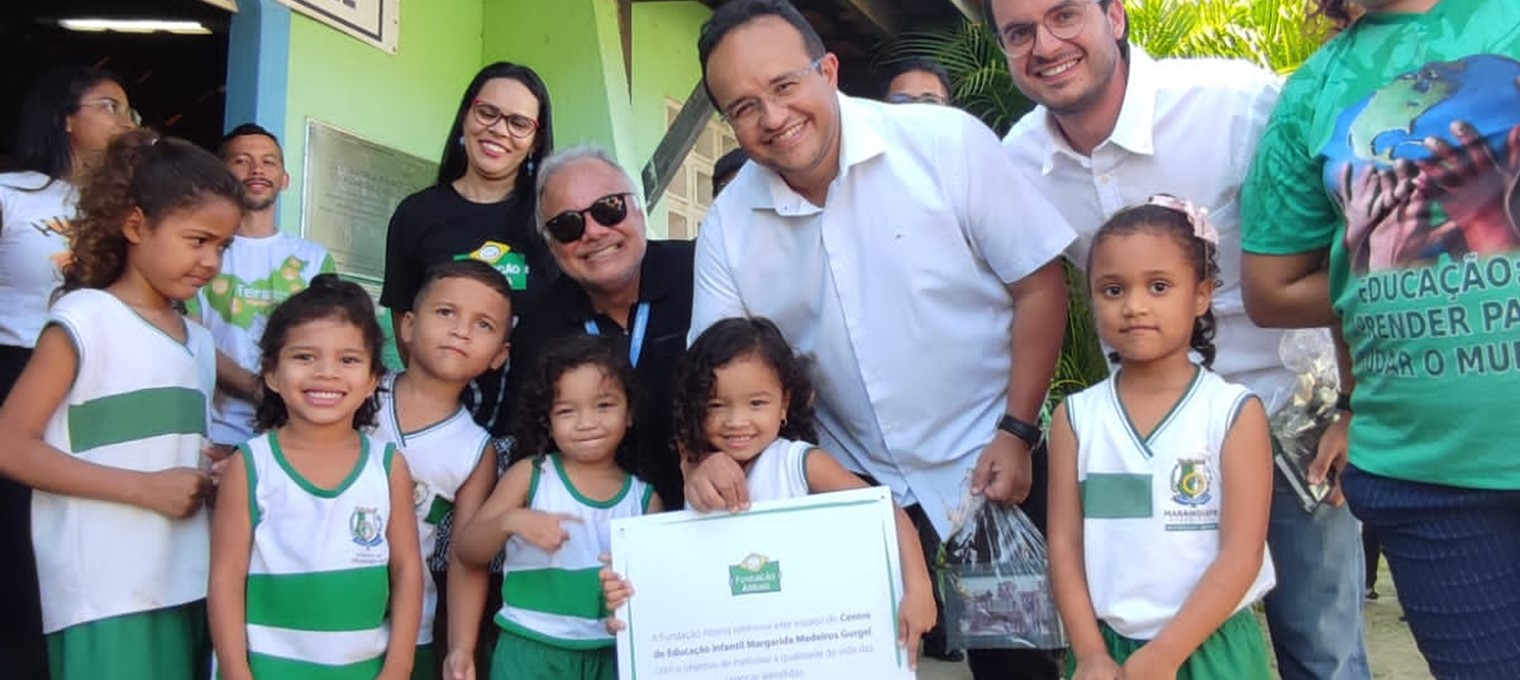 Fundação Abrinq beneficia milhares de crianças com doação de parquinhos para creches no Nordeste