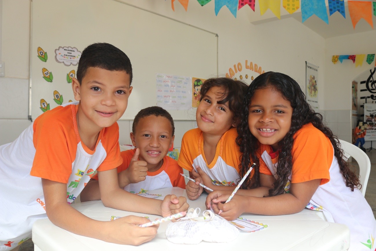 Fundação Abrinq - Programa Nossas Crianças