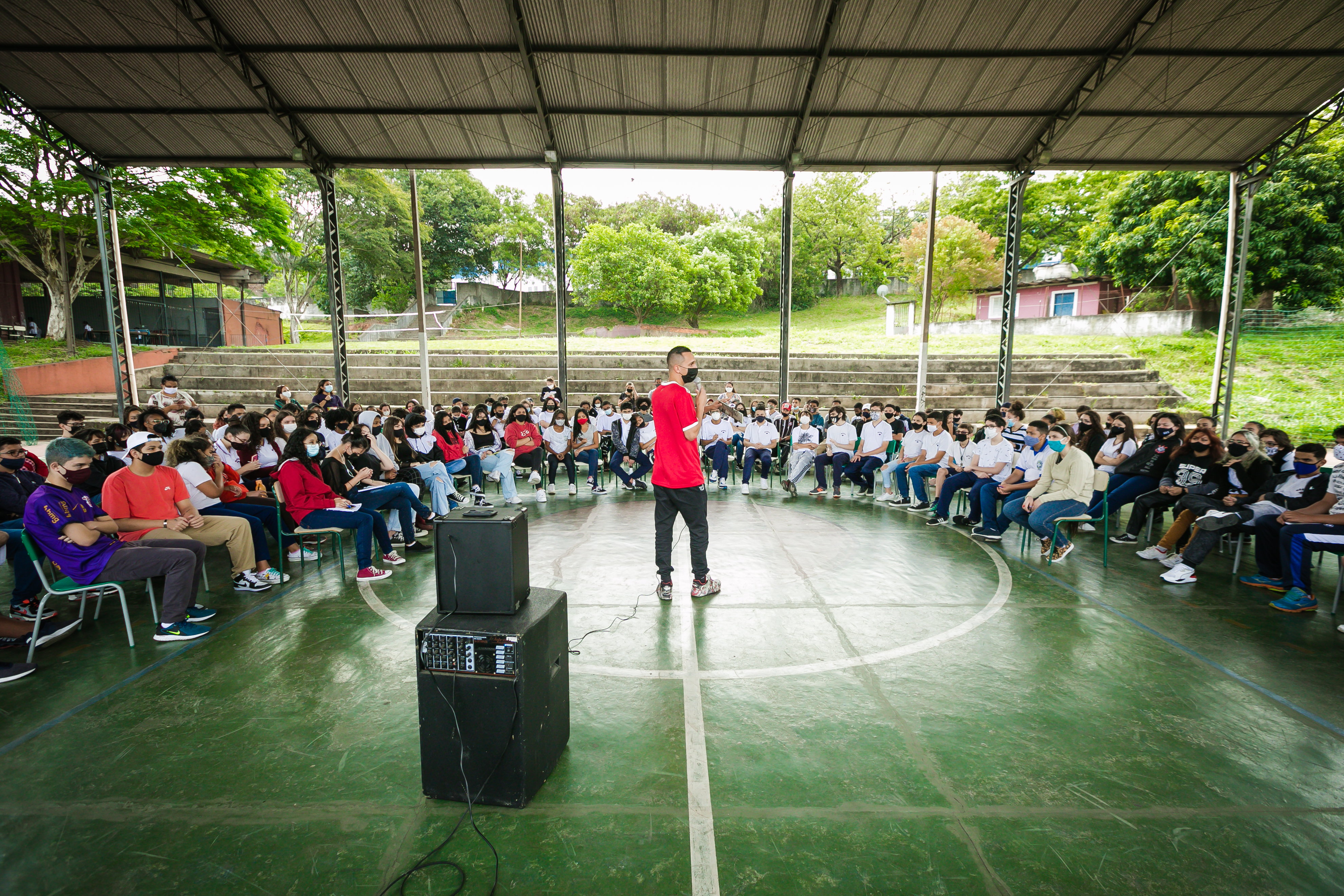 Projetos de vida: uma disciplina que influencia o futuro de muitos adolescentes no Brasil