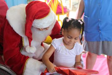 Árvore de Natal Solidária