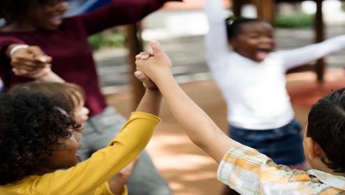 Fundação Abrinq atua para fortalecer coletivos e beneficiar mais crianças e adolescentes