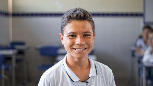 Conheça a história de Vicente, adolescente beneficiado pela Fundação Abrinq