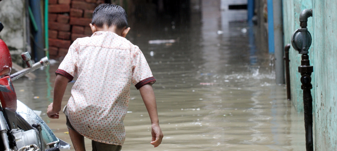 Como as mudanças climáticas afetam crianças e adolescentes?