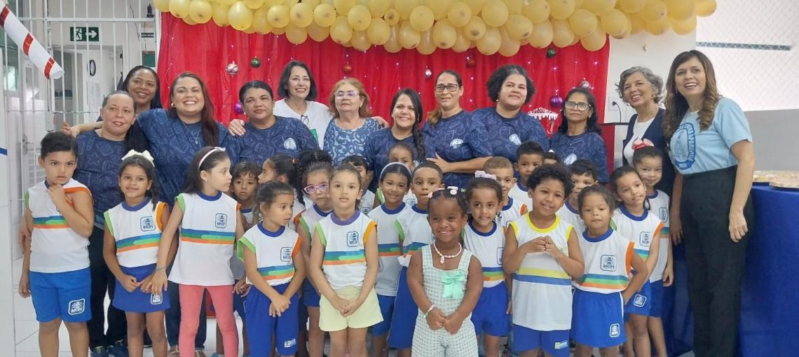 Crianças da creche Nossa Senhora Aparecida 